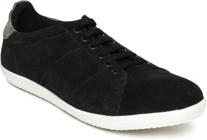roadster black casual shoes