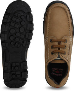 lee cooper camel color shoes