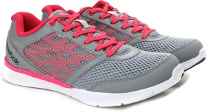 reebok cardio workout low rs training shoes for women(grey)