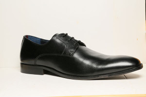 Bata Lace Up