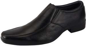 Bata Slip On