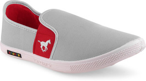 Go Run Maxis Loafers