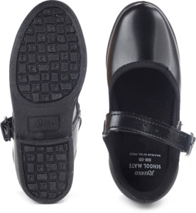 relaxo black schoolmate shoes
