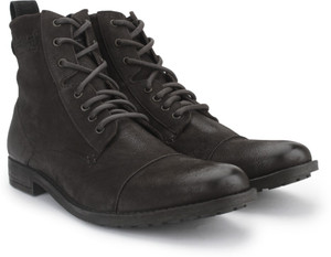 Levi's boots store for mens