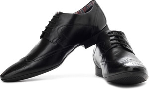 Clarks glint street 2025