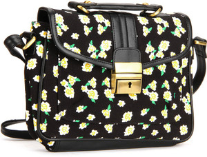 benetton sling bag