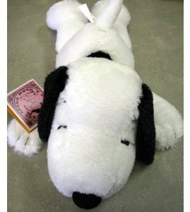 Hallmark Hallmark Snoopy PAJ3004 Small Laying Down Snoopy Plush - 25 inch
