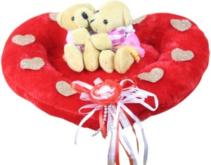 Tickles Couple Teddy Sitting On Heart Valentine  - 24 cm