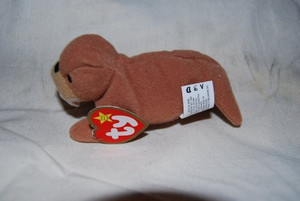 McDonald's Ty Teenie Beanie 9 Tusk The Walrus (2000)