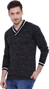 Campus Sutra Solid Men V-neck Black T-Shirt
