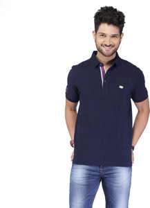 dark blue t shirt with jeans