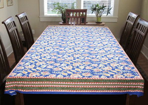 Coco Bee Floral 6 Seater Table Cover