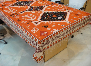 Miyanbazaz Self Design 6 Seater Table Cover