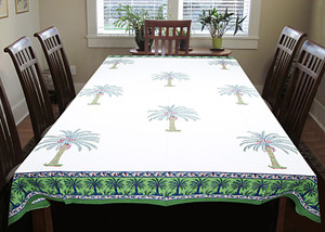 Coco Bee Floral 6 Seater Table Cover