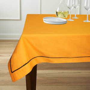 Lushomes Solid 6 Seater Table Cover