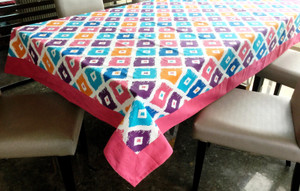 Lushomes Printed 4 Seater Table Cover