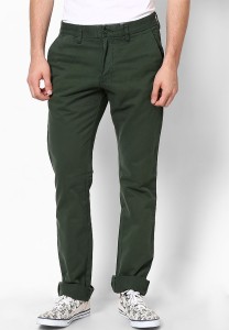 10 Ways to Style Green Pants For Cool, Colorful Outfits-mncb.edu.vn