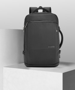 Safari discount backpack flipkart