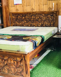 Royal wood furniture Solid Wood Queen Bed Price in India Buy