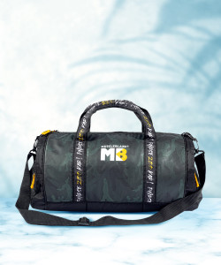 MUSCLEBLAZE Expandable Gym Bag Phirse Zidd Kar Duffel