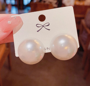 Pearl earrings flipkart sale