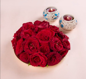 Fresh Red Roses Flowers 100 g