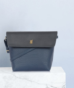 Baggit sling clearance bags flipkart