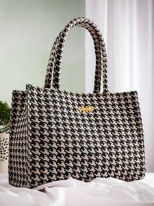 LIKE STYLE Women Beige, Black Shoulder Bag