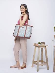 ZOUK Women Blue Shoulder Bag