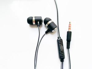 urban frog Bold Beats Pro Wired Price in India Buy urban frog Bold Beats Pro Wired Online urban frog Flipkart