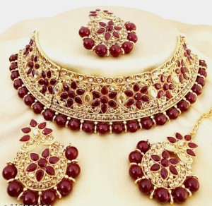 Brown Austrian Stone Gold Plated Necklace Set