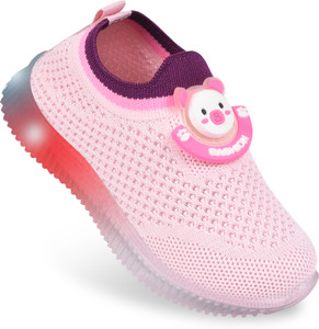Size 4 baby shop water shoes