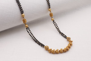 Gold moti deals design for mangalsutra