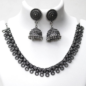 Black metal necklace set flipkart discount