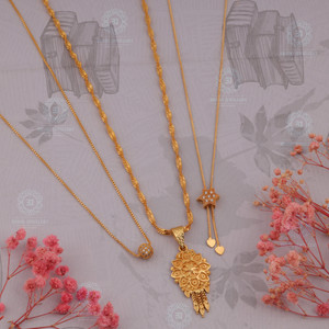 brado jewellery Combo of 3 Gold plated 22 Inch and 18 Inch Pendant