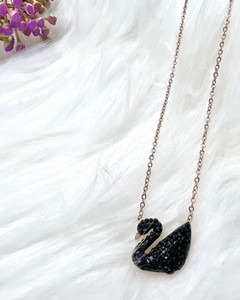 Black duck locket chain best sale