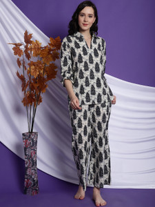Claura Women Printed Black Night Suit Set Price in India Buy