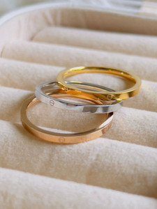 Cartier thin love ring best sale