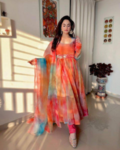 SHAPESNTRANDS Printed Anarkali Kurta Bottom Dupatta Set Buy SHAPESNTRANDS Printed Anarkali Kurta Bottom Dupatta Set Online at Best Prices in India Flipkart