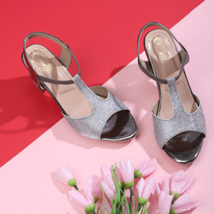 Catalogo outlet melluso 2019
