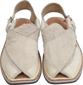 White deals peshawari chappal