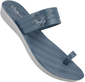 Walkaroo ladies chappal sales