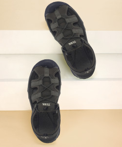 Weinbrenner sandals flipkart best sale