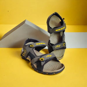 Fly sandals 2025