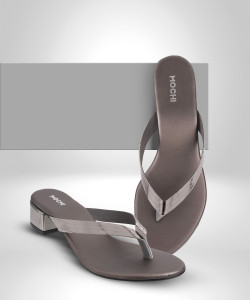 Esprit party clearance flip flops