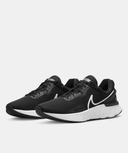 Epic react flyknit top black running shoes flipkart