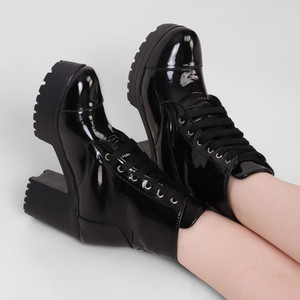 Ladies boots on flipkart hot sale