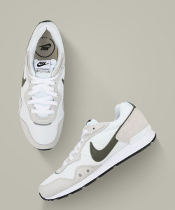 nike venture runner men