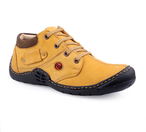 Wrangler shoes sales price flipkart