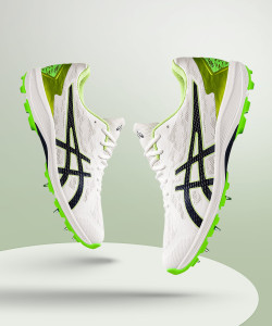 Asics cricket shoes flipkart sale